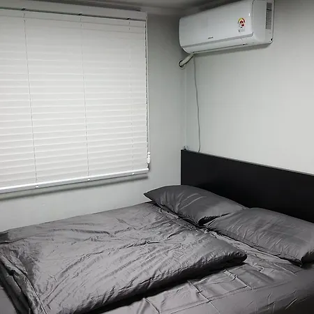 Hongdae Ng House Apartment
